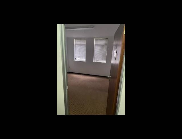 BUSINESS PROPERTY TO RENT IN ERAND GARDENS